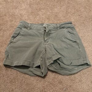 SO Women's Olive Cargo Shorts
